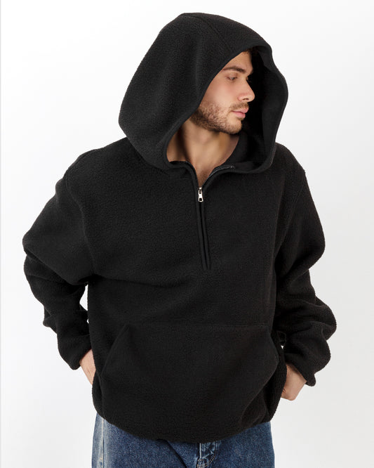 Oversized black hoodie with fleece and half-zip